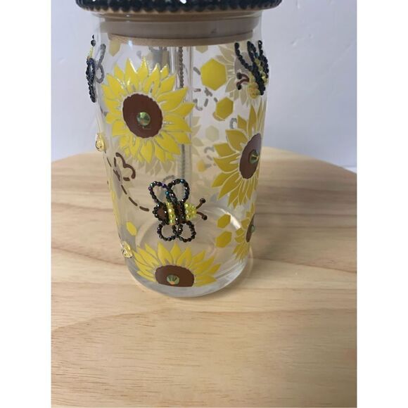 Handmade Bees and Sunflowers 16 oz glass cup with straw topper - Picture 4 of 7